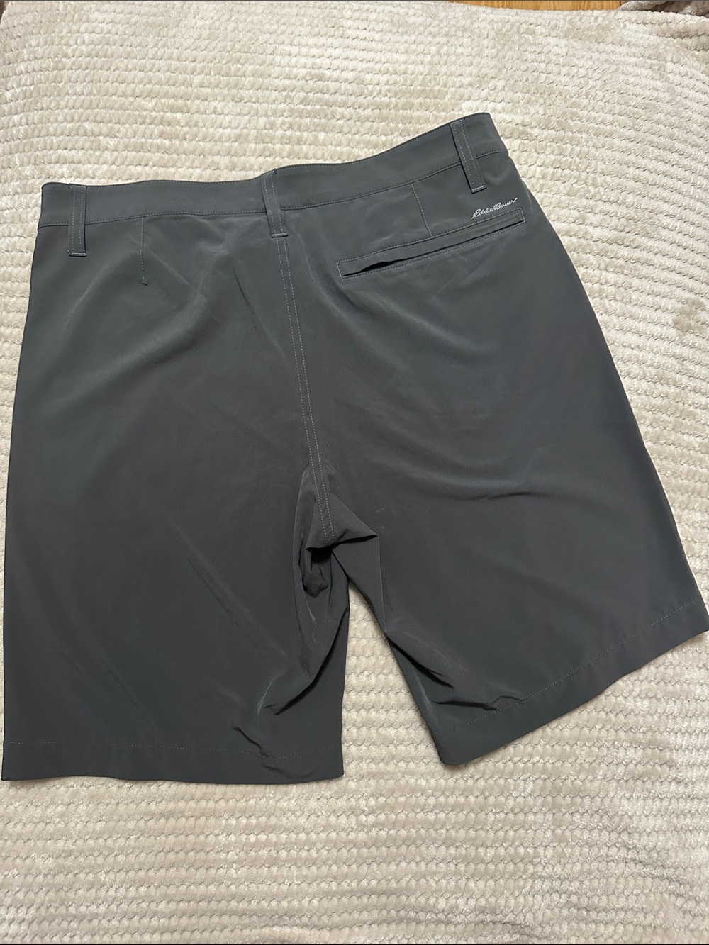 Eddie Bauer Flexi Men's Grey Performance Shorts size 32 - Picture 4 of 4